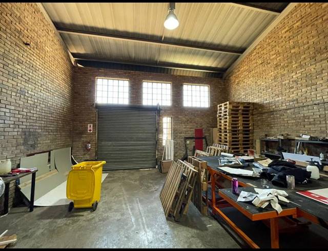 INDUSTRIAL PROPERTY TO RENT IN HENNOPSPARK